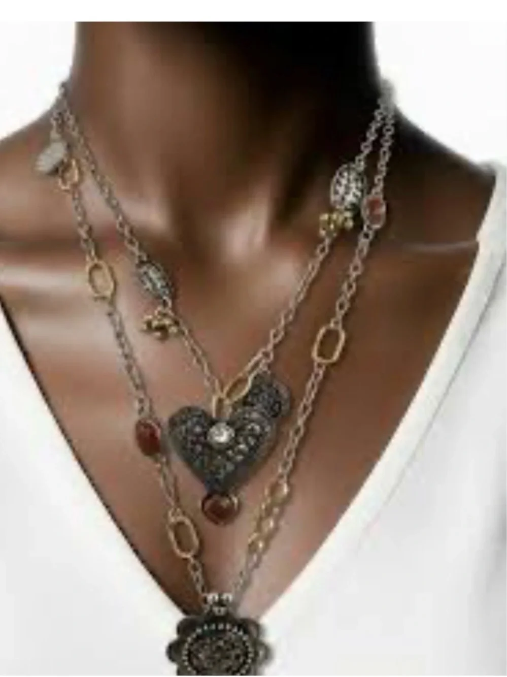 Layered Heart and Floral Pendant Necklace in Gold and Silver - Picture 2 of 5
